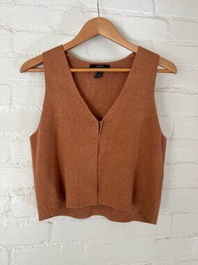 Forever 21 Rust Knit Sweater Vest Cropped V-Neck Hook Closure Size M Fall